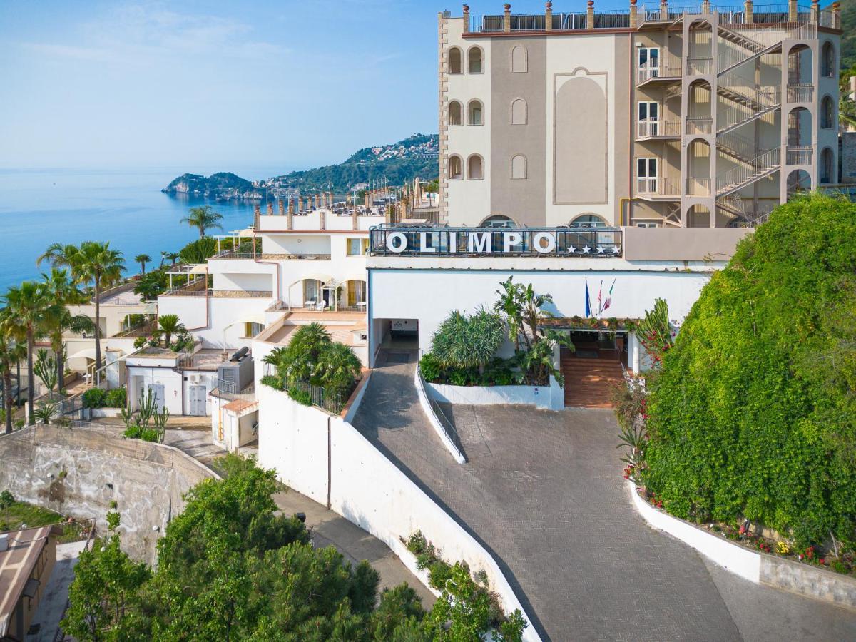 Hotel Olimpo Le Terrazze Letojanni Exterior foto